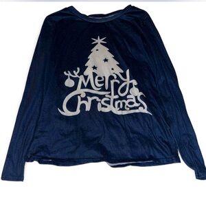 3 sets of pajamas. Size large.